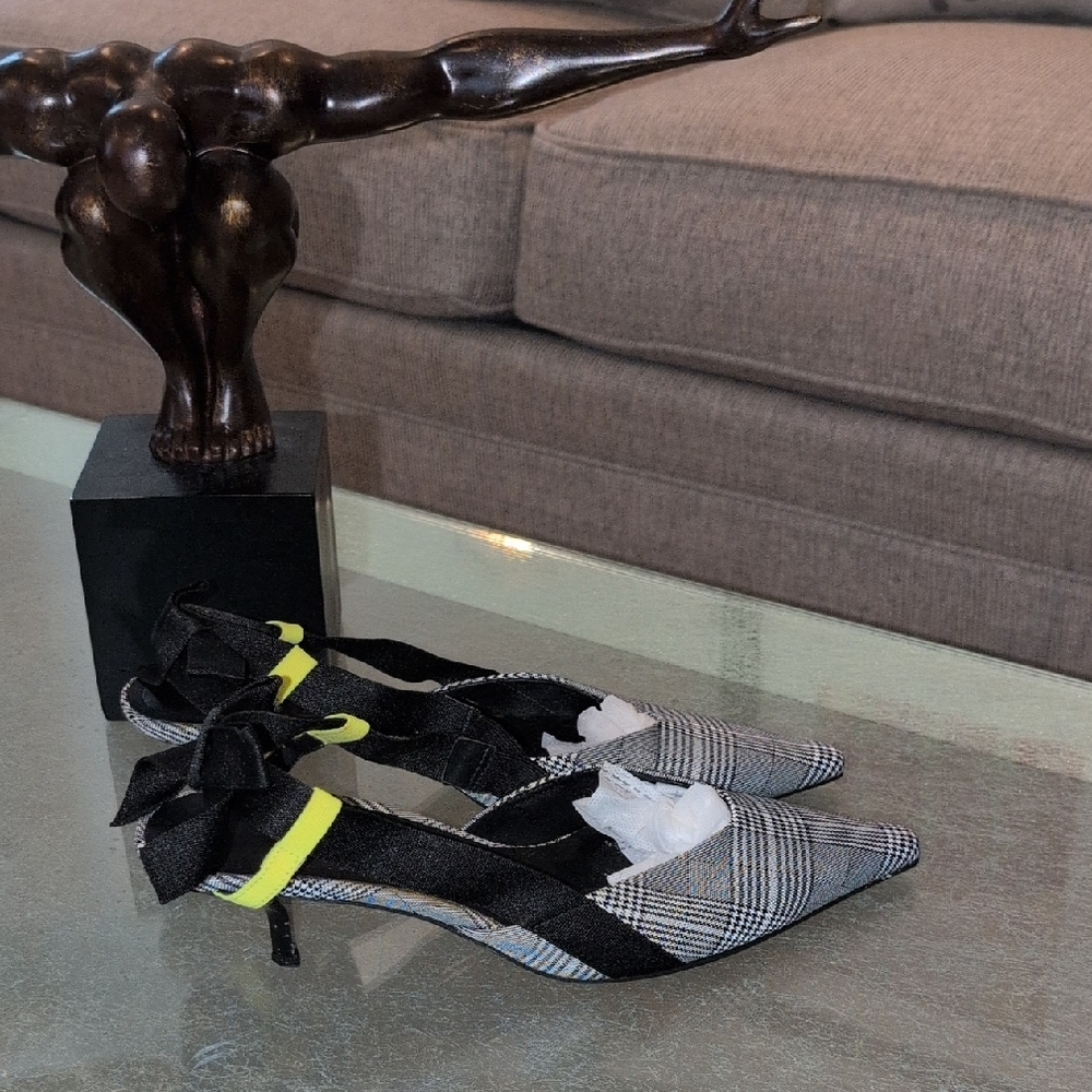 Zara Women's Plaid Heels with Black and Yellow Details